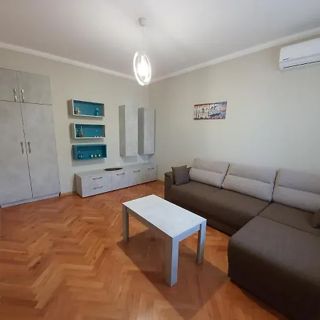 Danny Апартаменты *