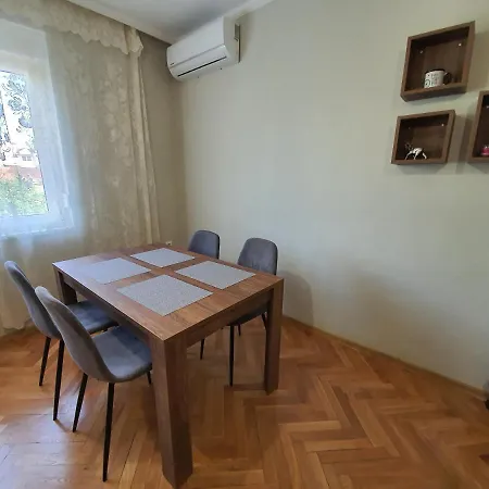 Danny Апартаменты *